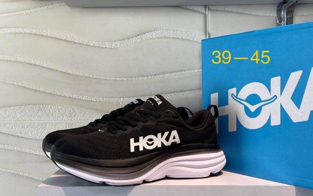 HOKA-running25