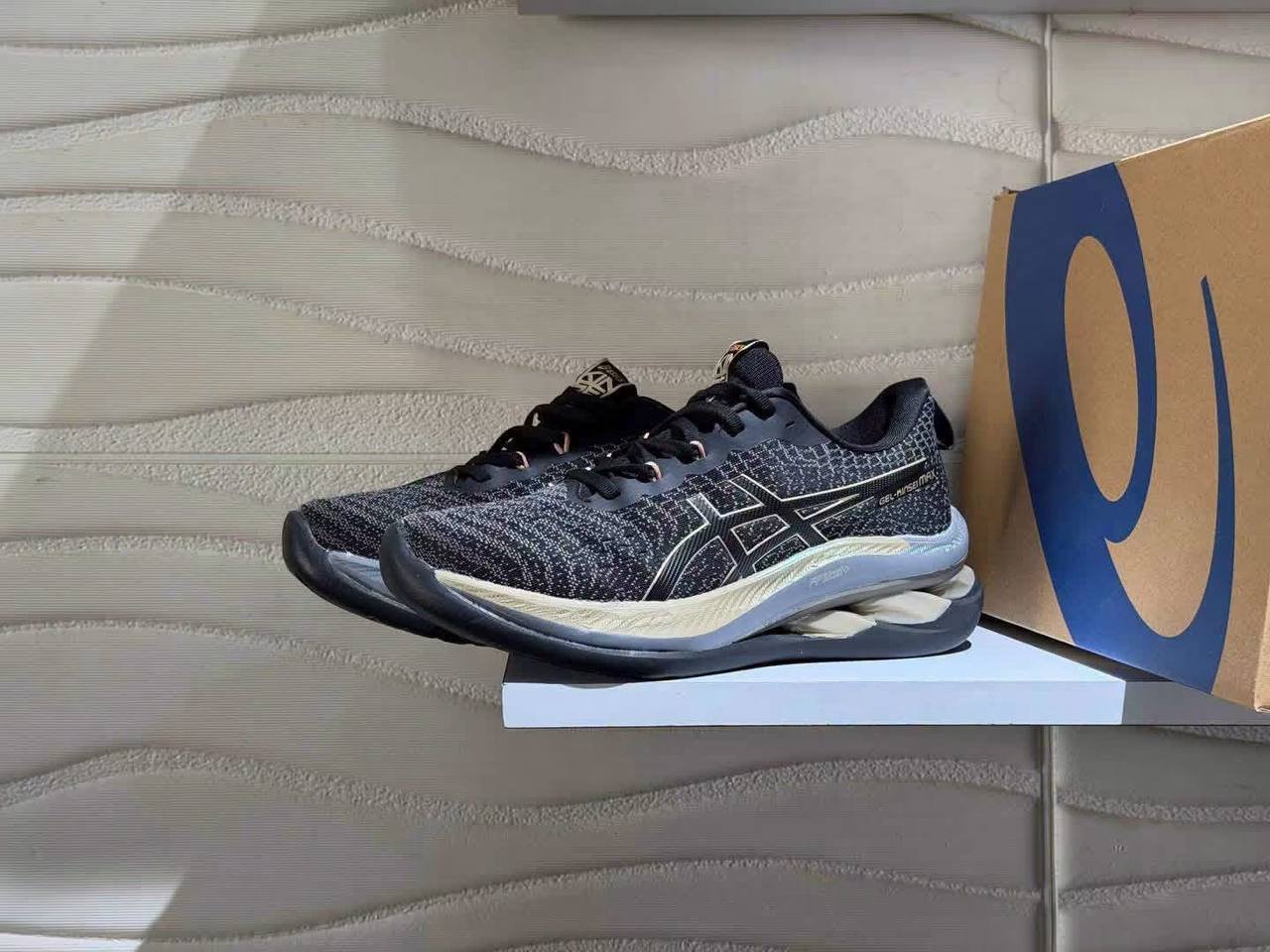 ASICS-BLACK